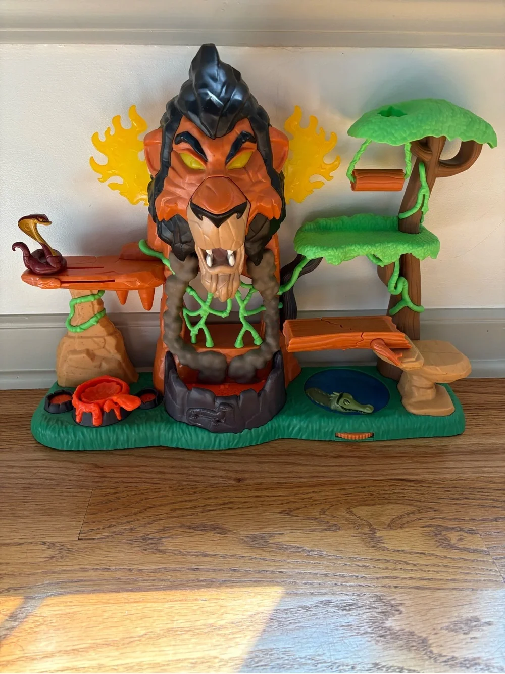 Lion Guard The Rise of Scar Retired Playset - 2017 - No sounds
